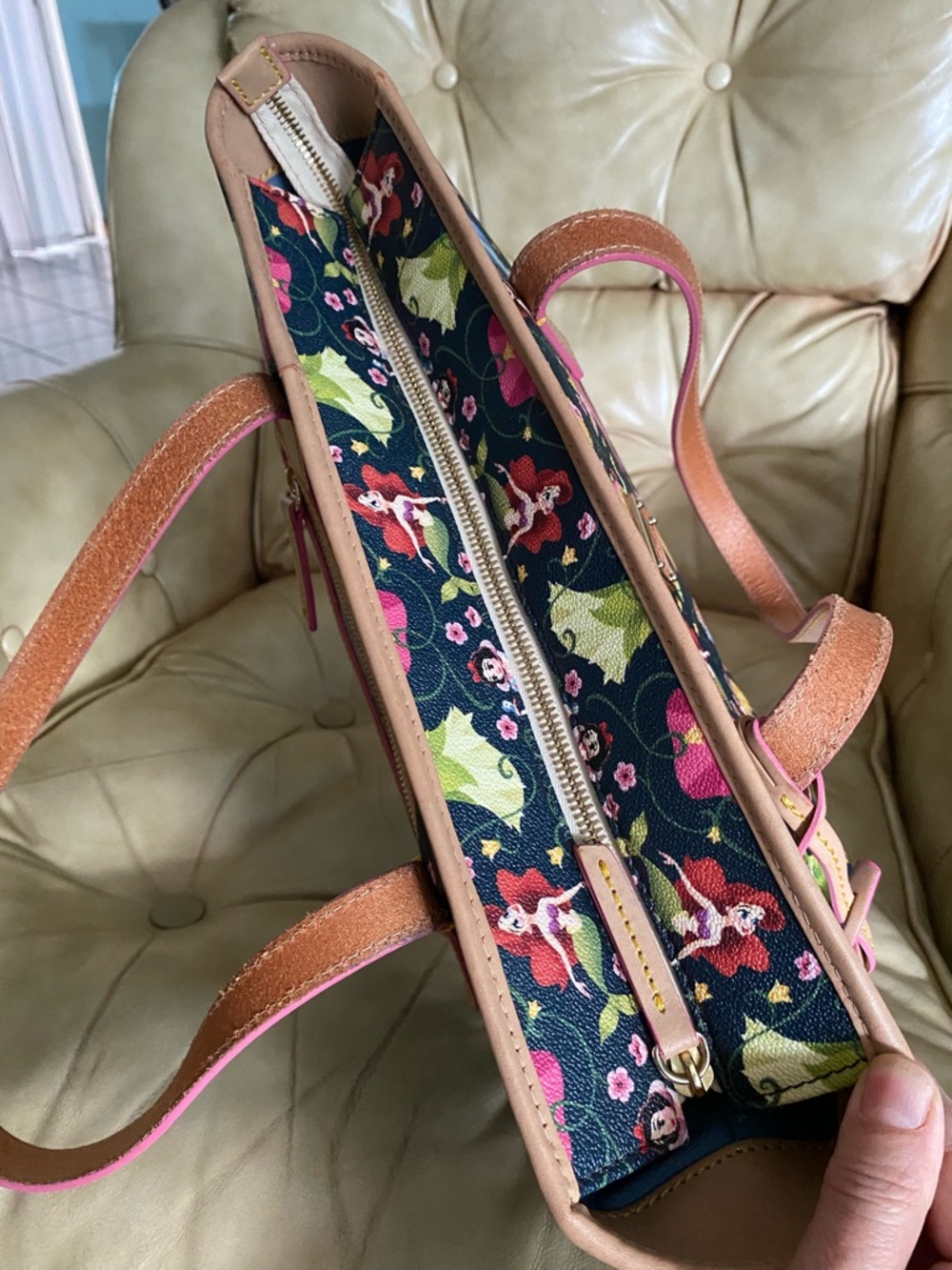 Dooney & Bourke Disney Bag Princess Half Marathon 2016 Tote Mermaid - Picture 13 of 15